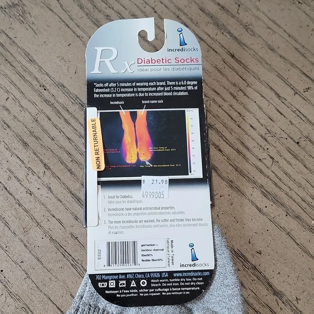 Diabetic socks size M NWT 🤍